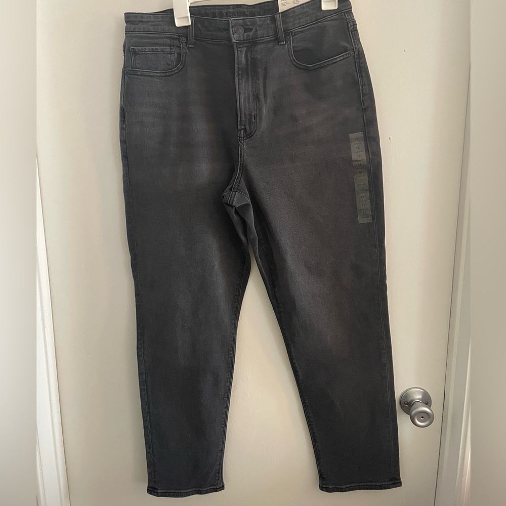 American Eagle Outfitters Women’s Curvy Dark Gray Mom Jeans